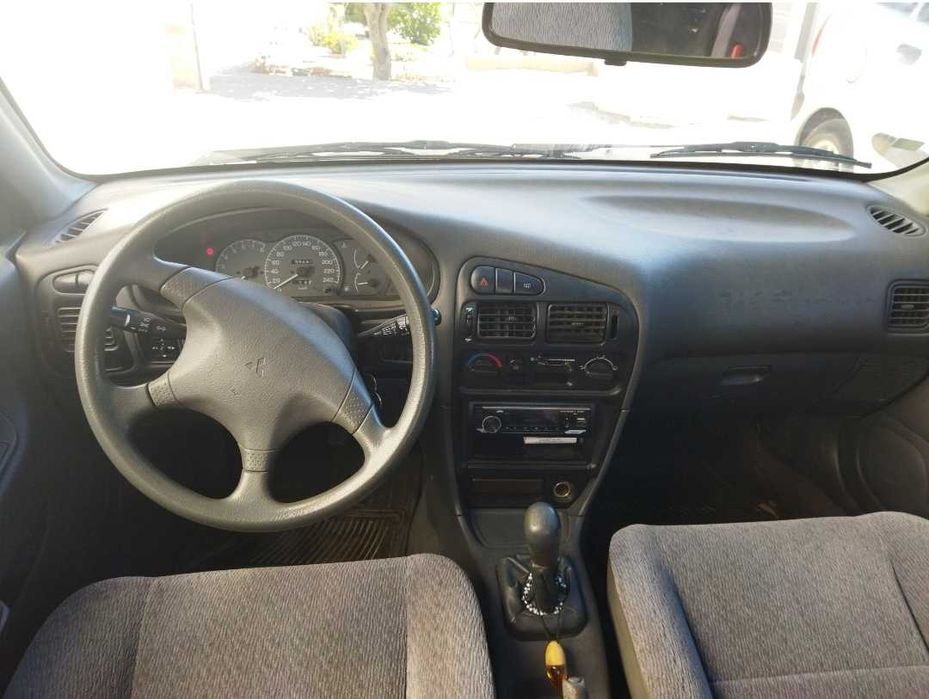 Mitsubishi Lancer 1.3 gasolina e GPL