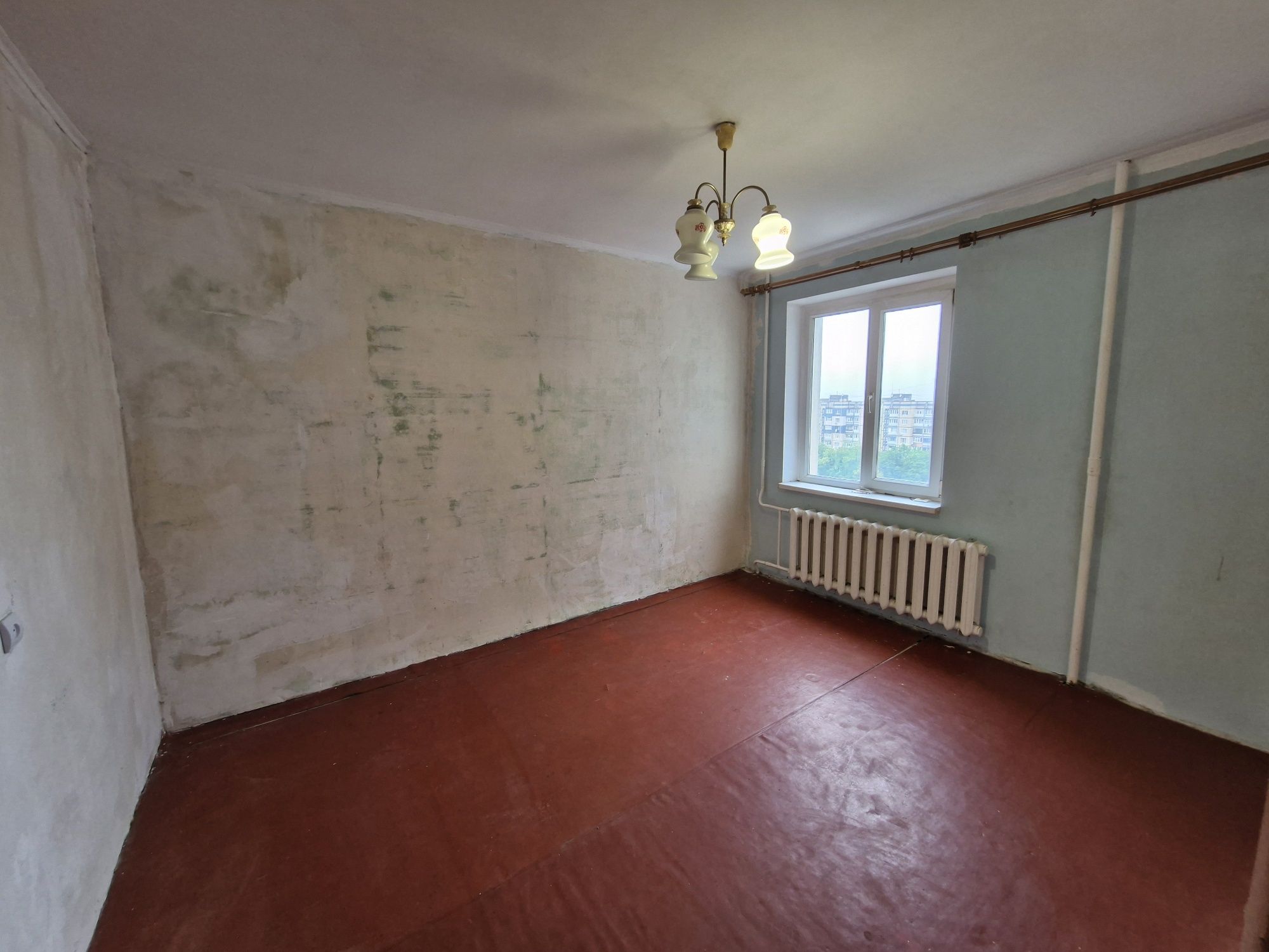 Продаж 4-х кімнатної квартири. 5-й Зарічний.