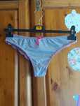 Stringi damskie rozmiar 2XL