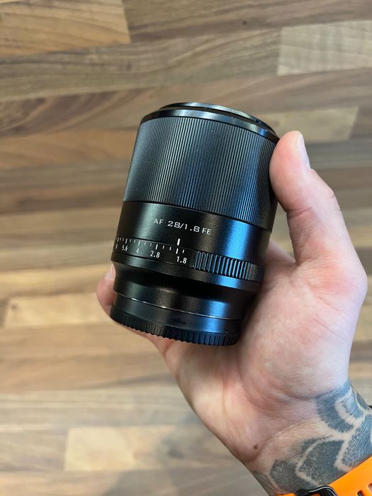 FV23% Viltrox 28mm f/1.8 Sony FE