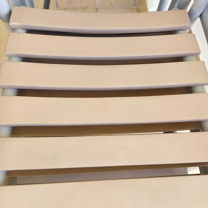 Mesa e 4 cadeiras de exterior em alumínio e madeira