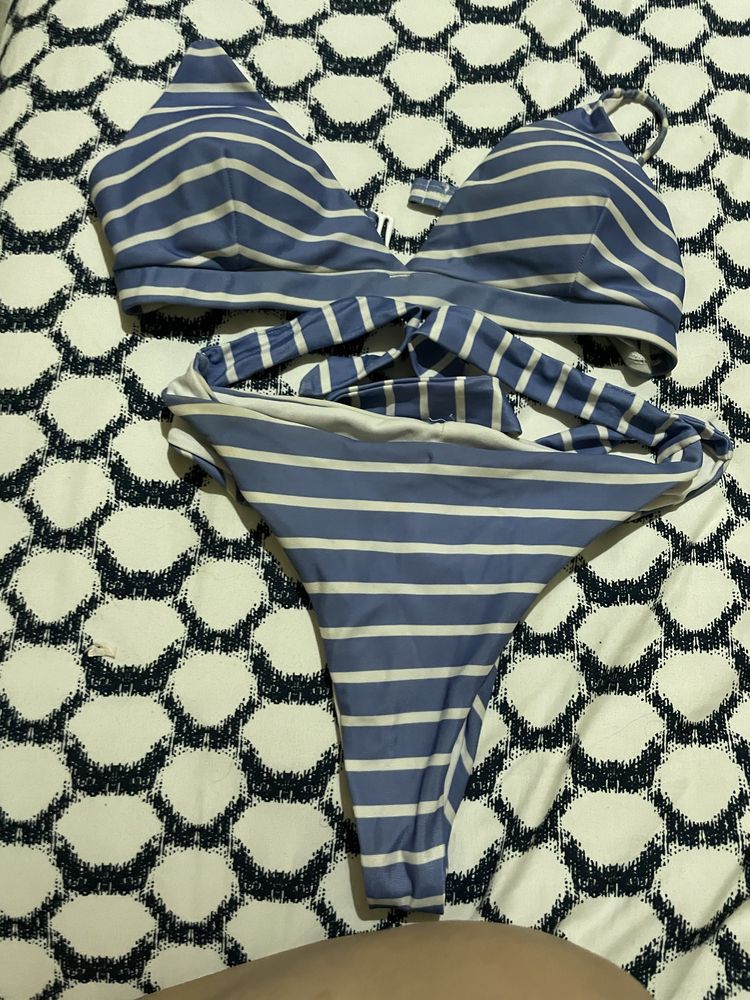 Bikini Lefties azul e branco