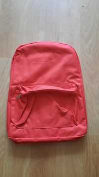 Plecak  - kolor czerwony   ( nowy )