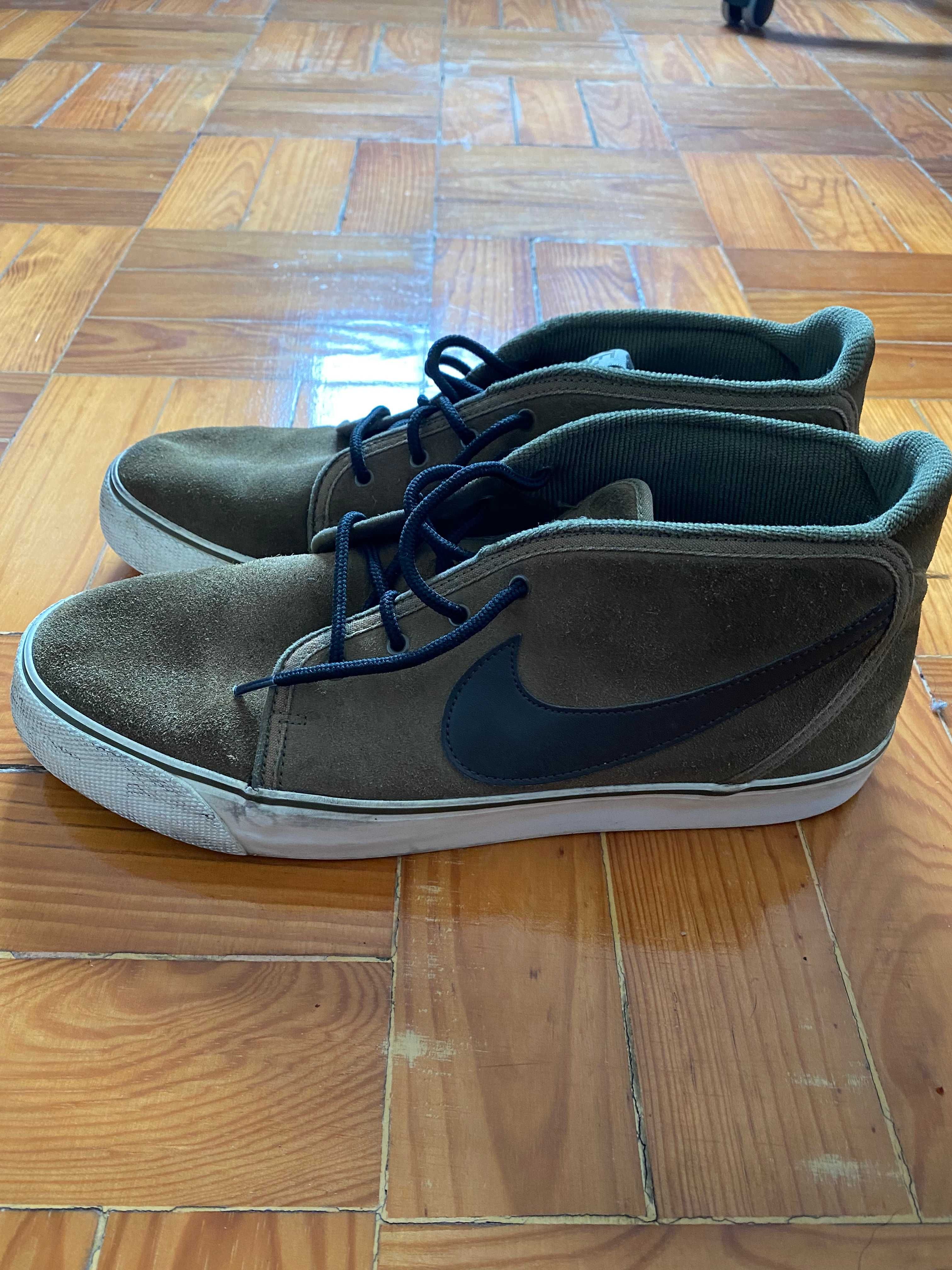 Nike Mid Raw tamanho 46