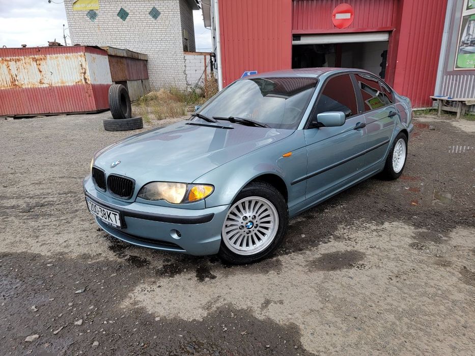 Продам BMW 320I, 2002 р. Терміново.  Об'єм двигуна 2.2 бензин
