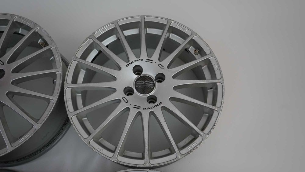 Felgi Alufelgi OZ GT R18 7J 4x108 ET25