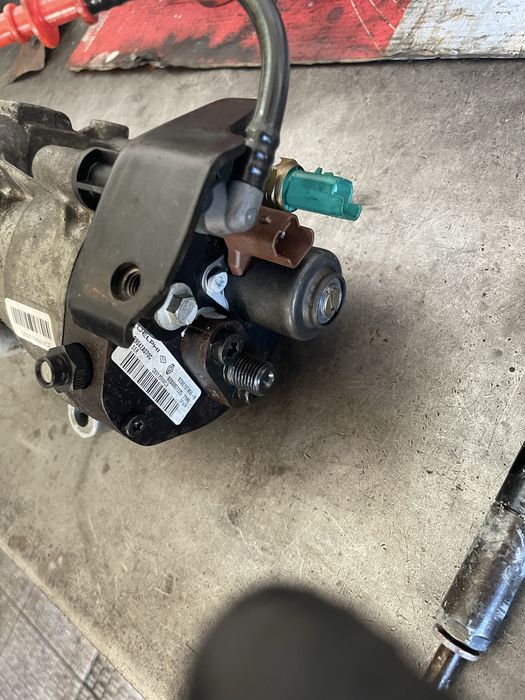 Turbo bomba injectores 1.5 dci renault