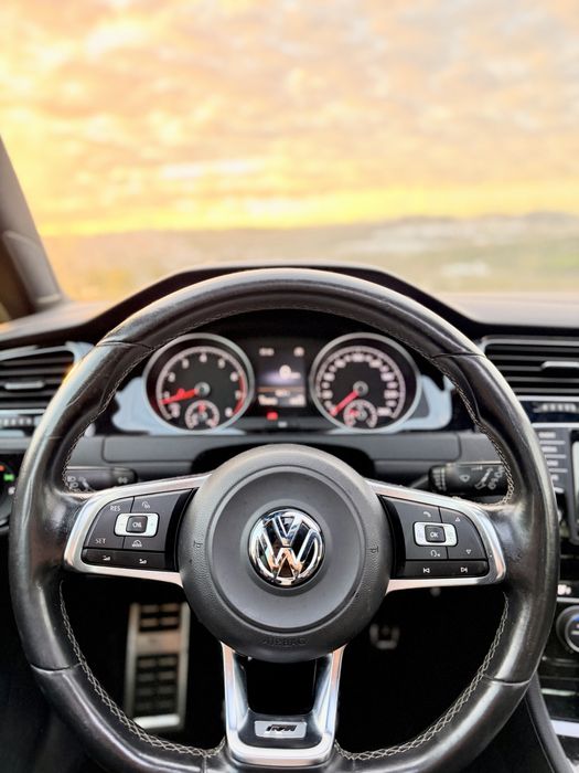 Volkswagen Golf 7 R-Line - 1.4 TSI | Desde 230€/mês