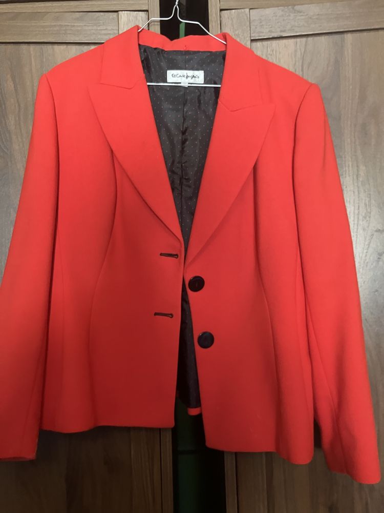 Blaser  curto vermelho
