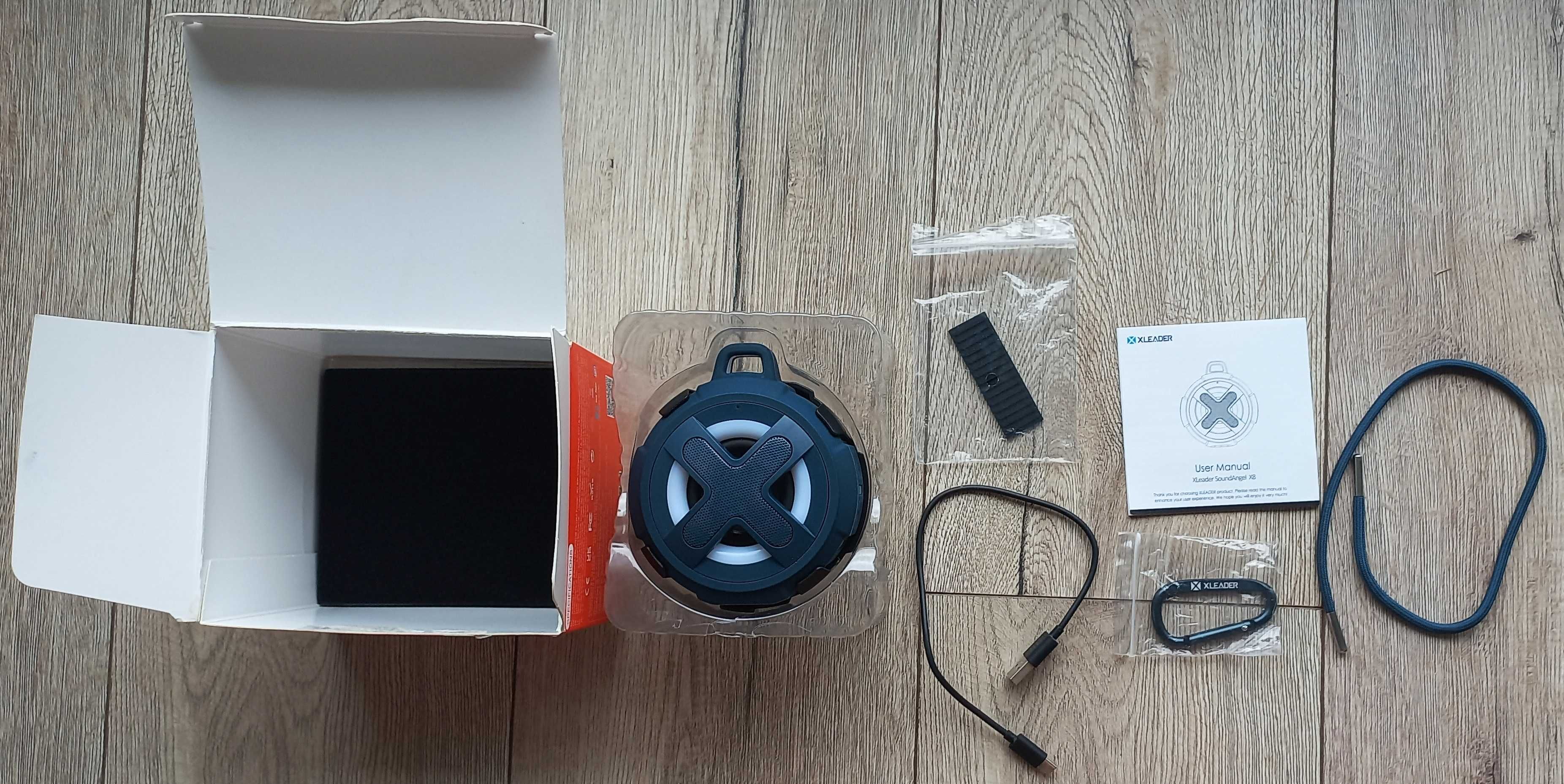 NOWY przenośny granatowy głośnik rowerowy LED XLeander X8 Bluetooth