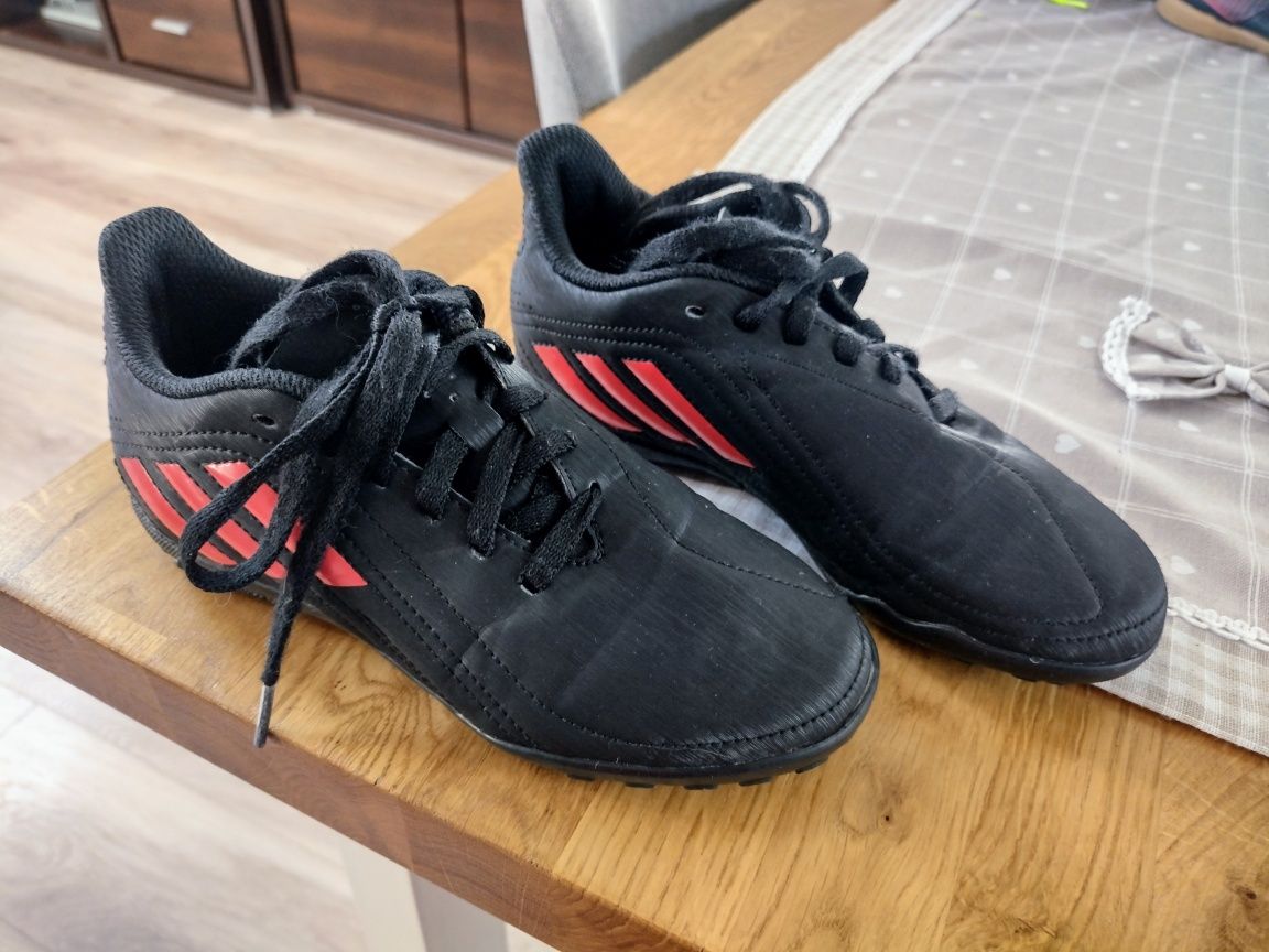 Adidas Deportivo buty do piłki nożnej 33