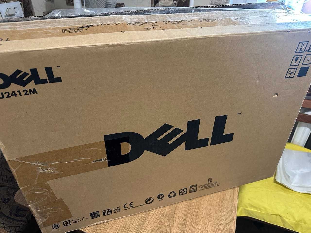 Монитор Dell 24"