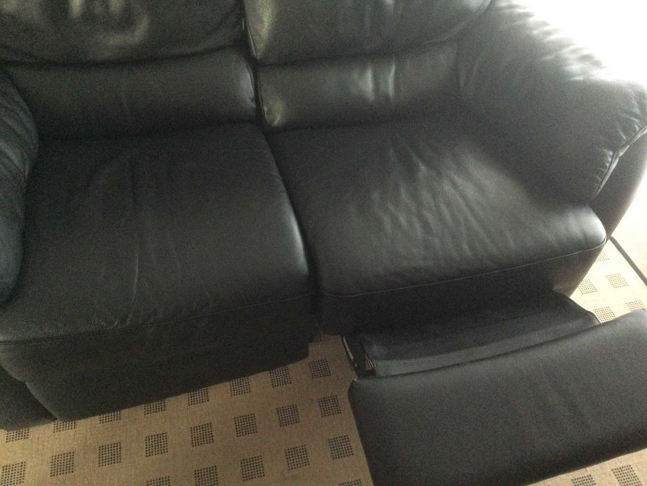 Sofá todo em pele Divani Divani