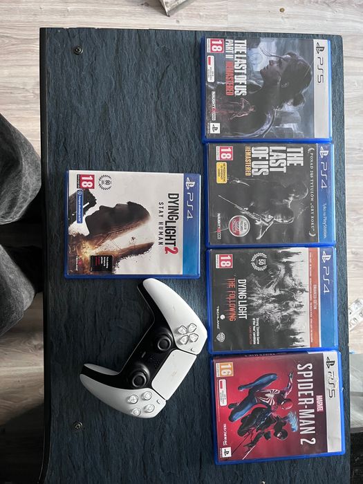 sprzedam uzywana konsole ps5 z plytami