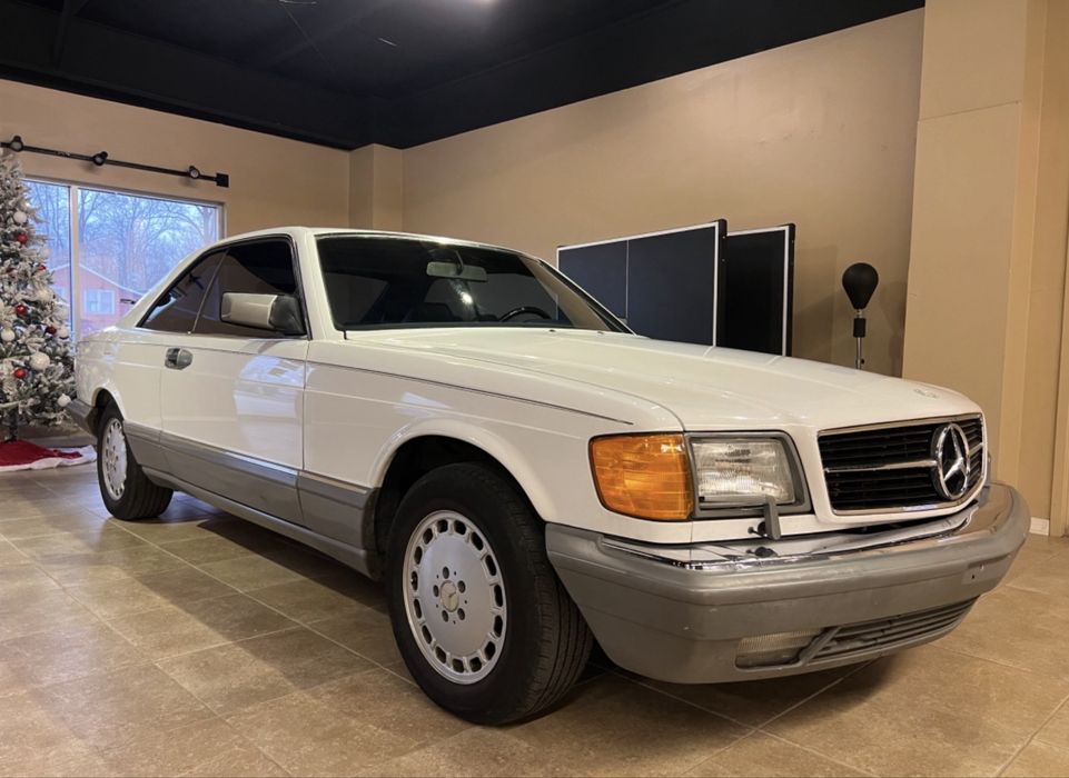 Kolekcjonerski Mercedes 560SEC !