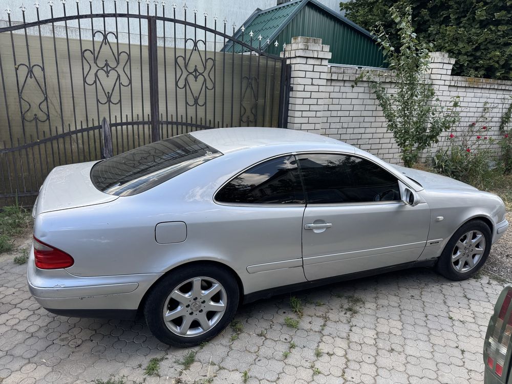 Mercedes clk 200