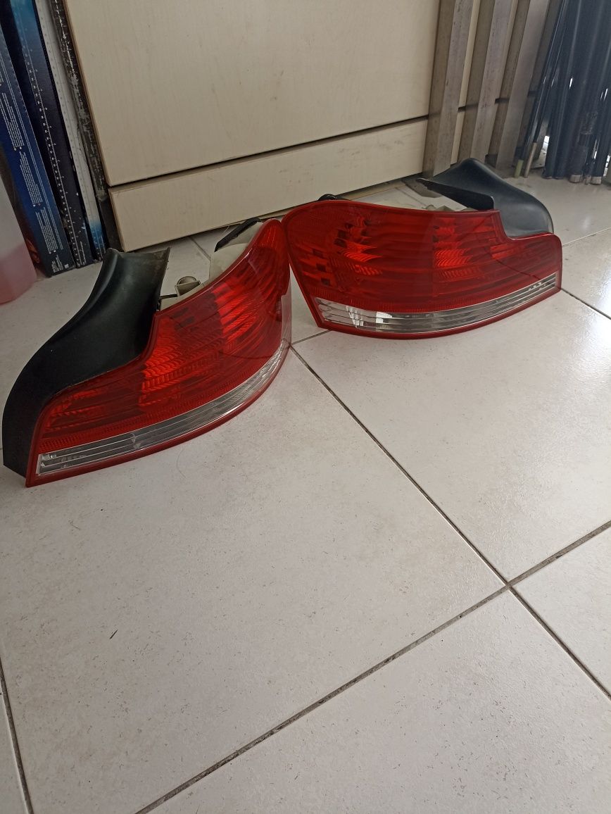 Faróis BMW série 1  E82 usados