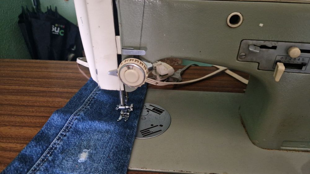 Vendo maquina de costura