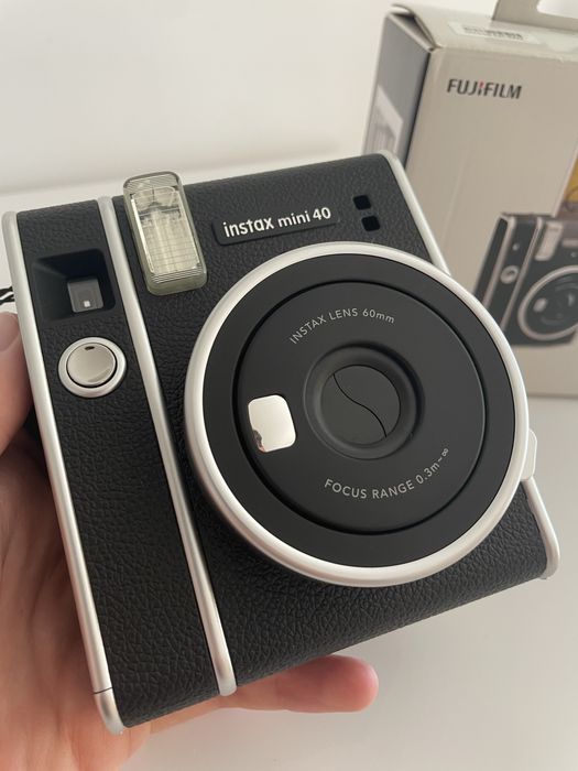 Fujifilm Instax Mini 40 - Máquina Fotográfica Instantânea