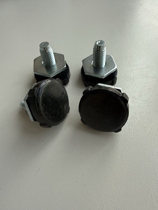 Ніжки для пральної машини М10x1,5 h=33,5мм