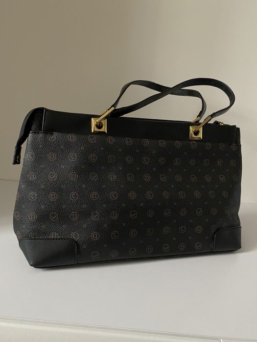 Жіноча сумочка.