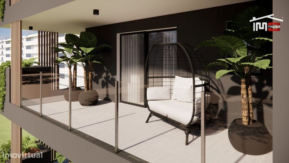 Apartamento T2 de Luxo com suíte, Coz. Equipada e Garagem  Setúbal
