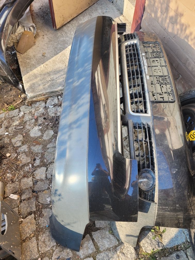 Zderzak audi a4 b6 lz9w audi kombi