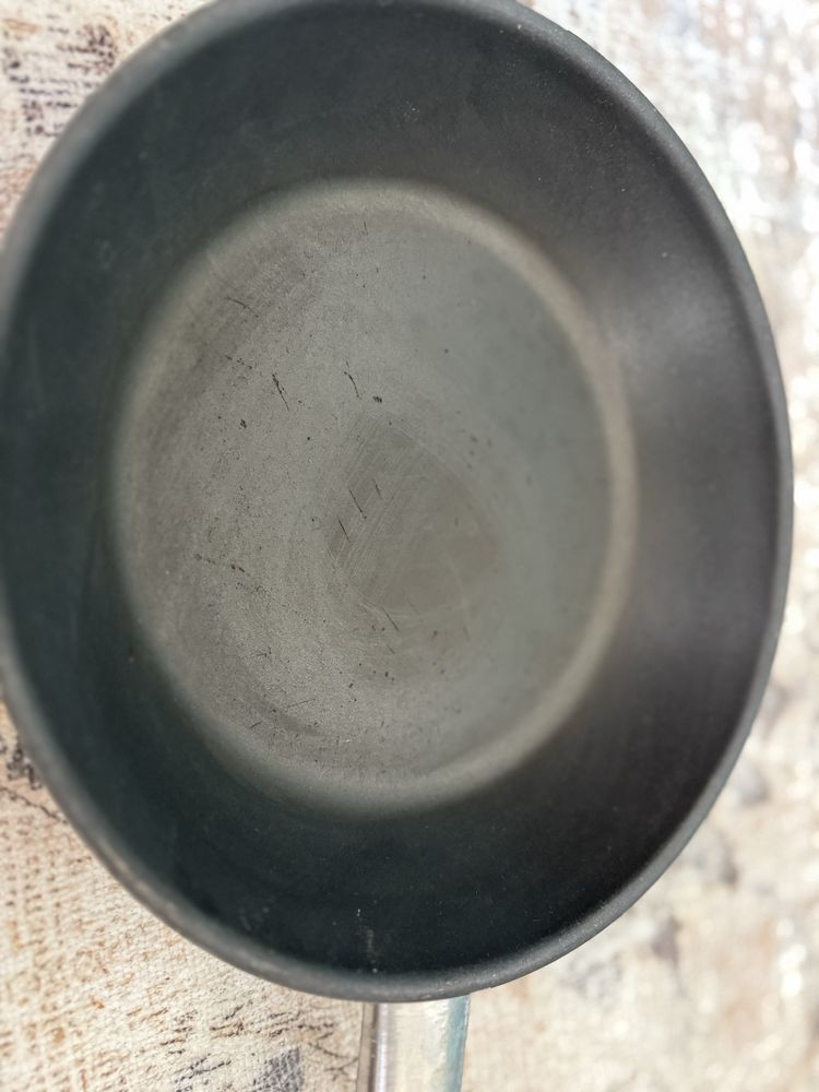 Patelnia metalowa za 15 zł