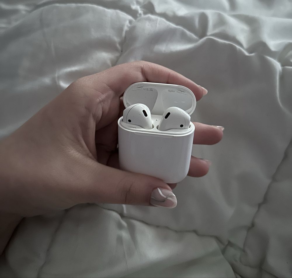 Apple airpods 2 gen