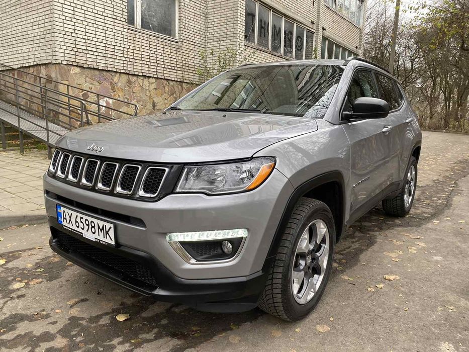 Джип компас JEEP COMPAS 2018 в подарок 4 литых диска