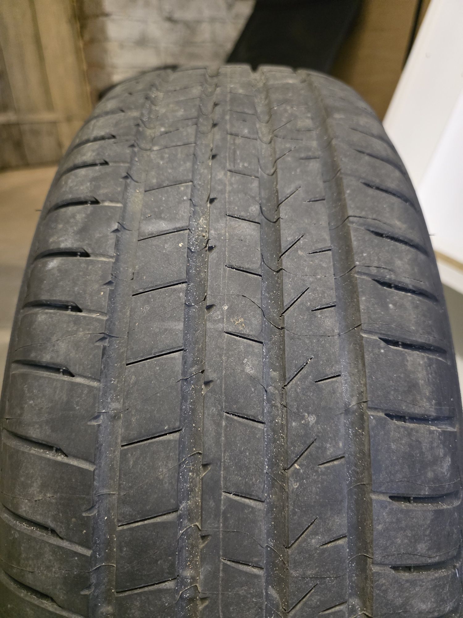 Opony letnie Bridgestone Alenza 001 225/55 R19 -4szt