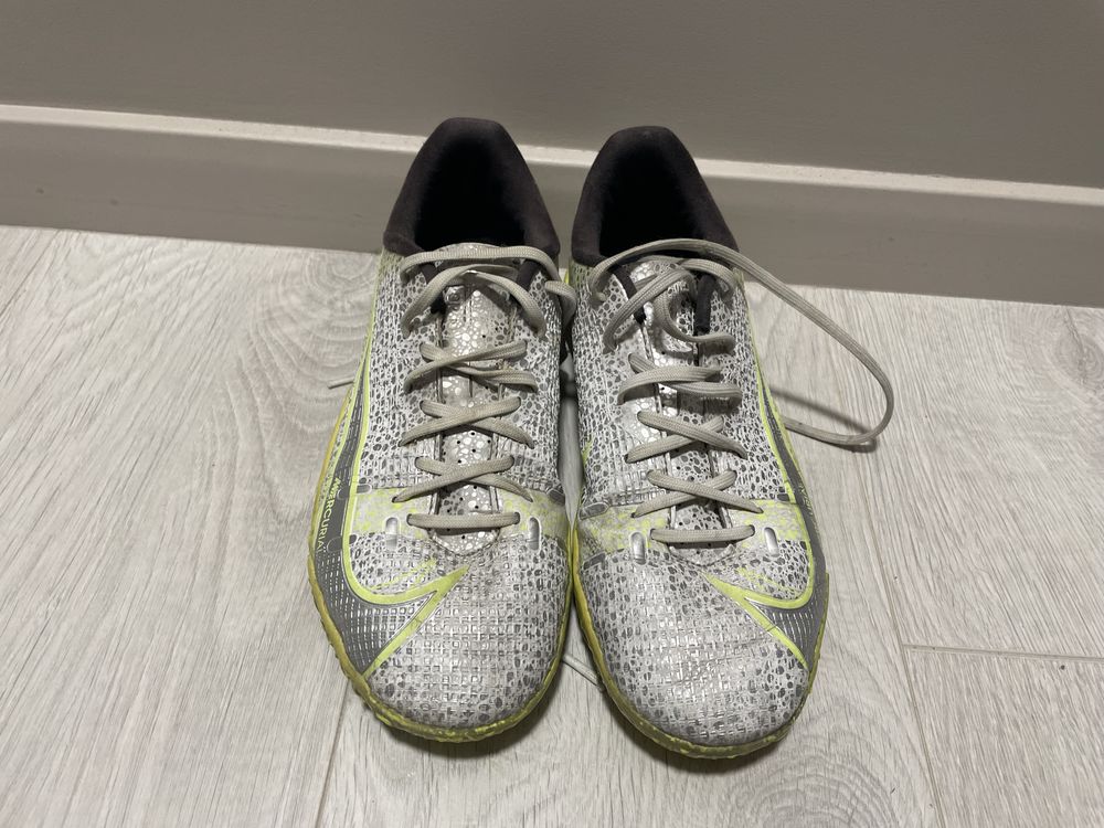 Сороканіжки Nike mercurial Розмір 36,5