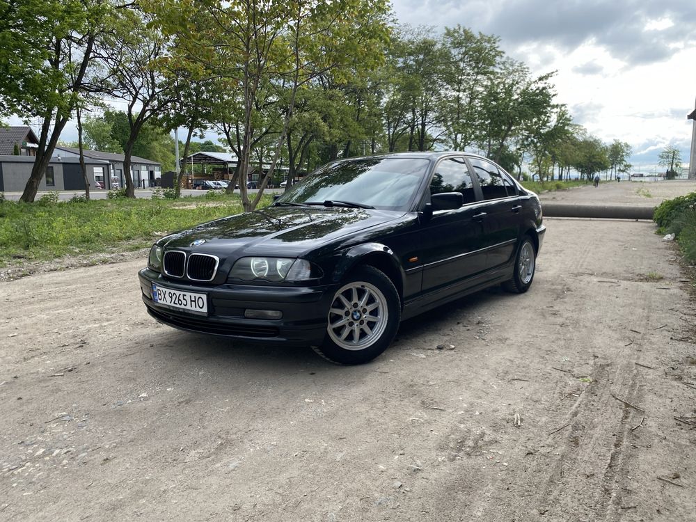 BMW  Е46 Чорний