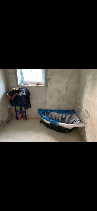 Ванна углова права стан нова