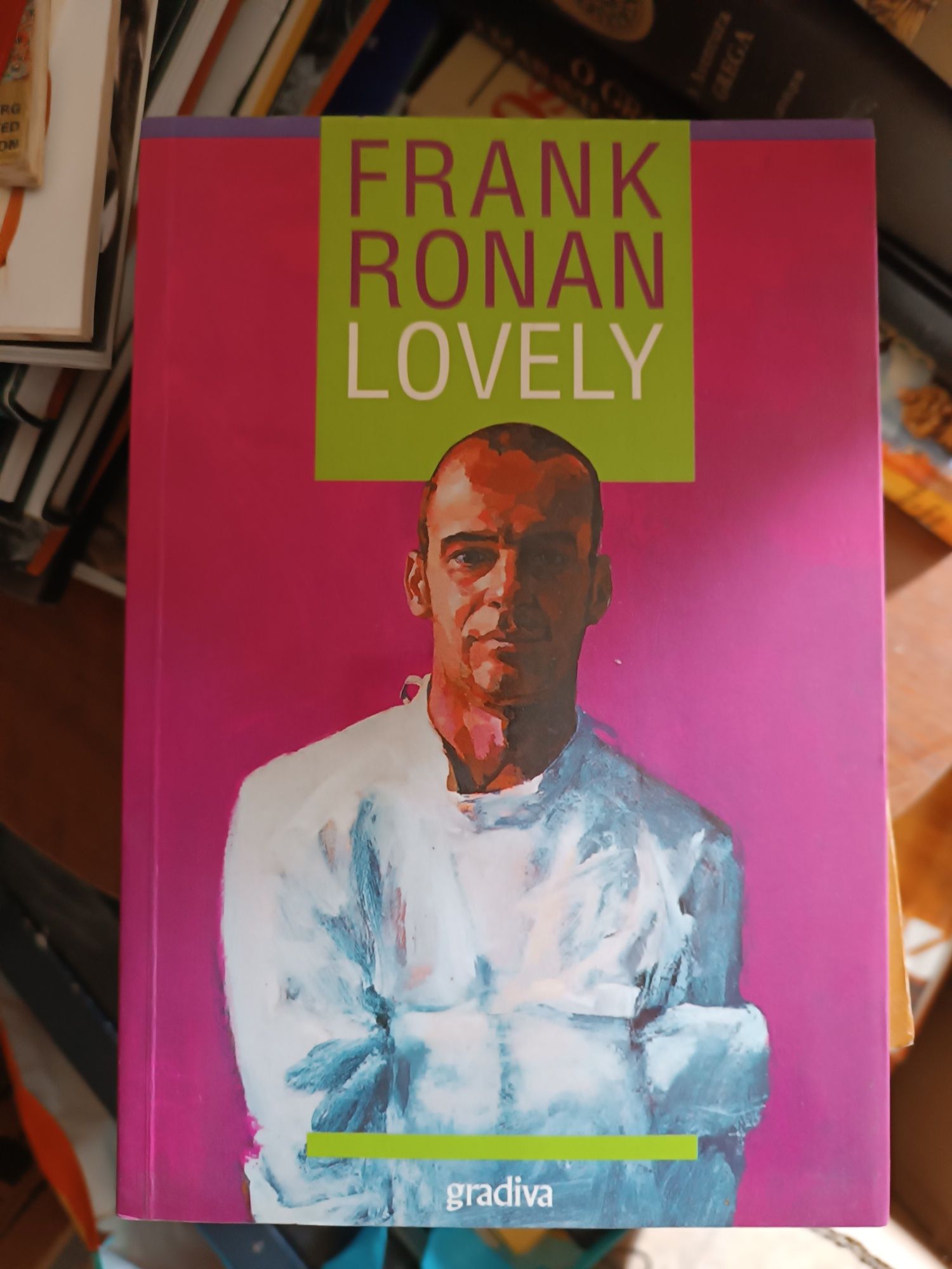 Lote de 111 livros variados