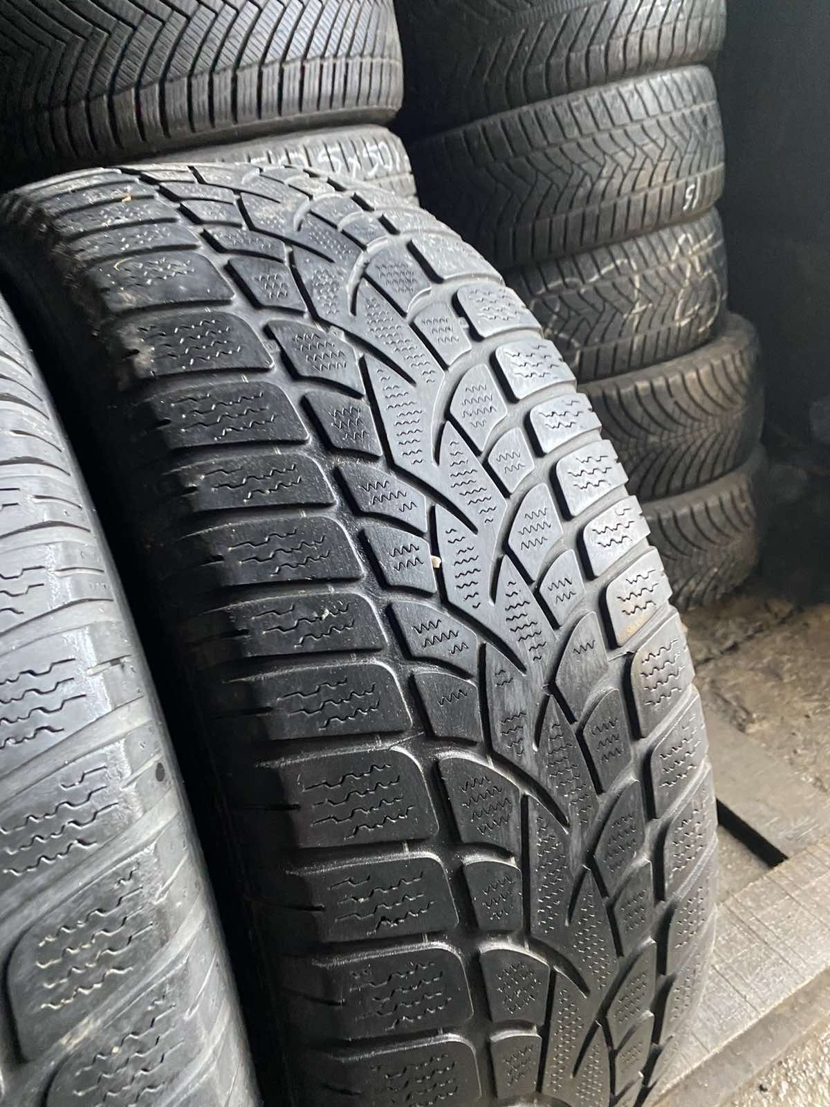 235.65.17 Dunlop 2шт зима БУ склад шины резина из Европы 65 R17