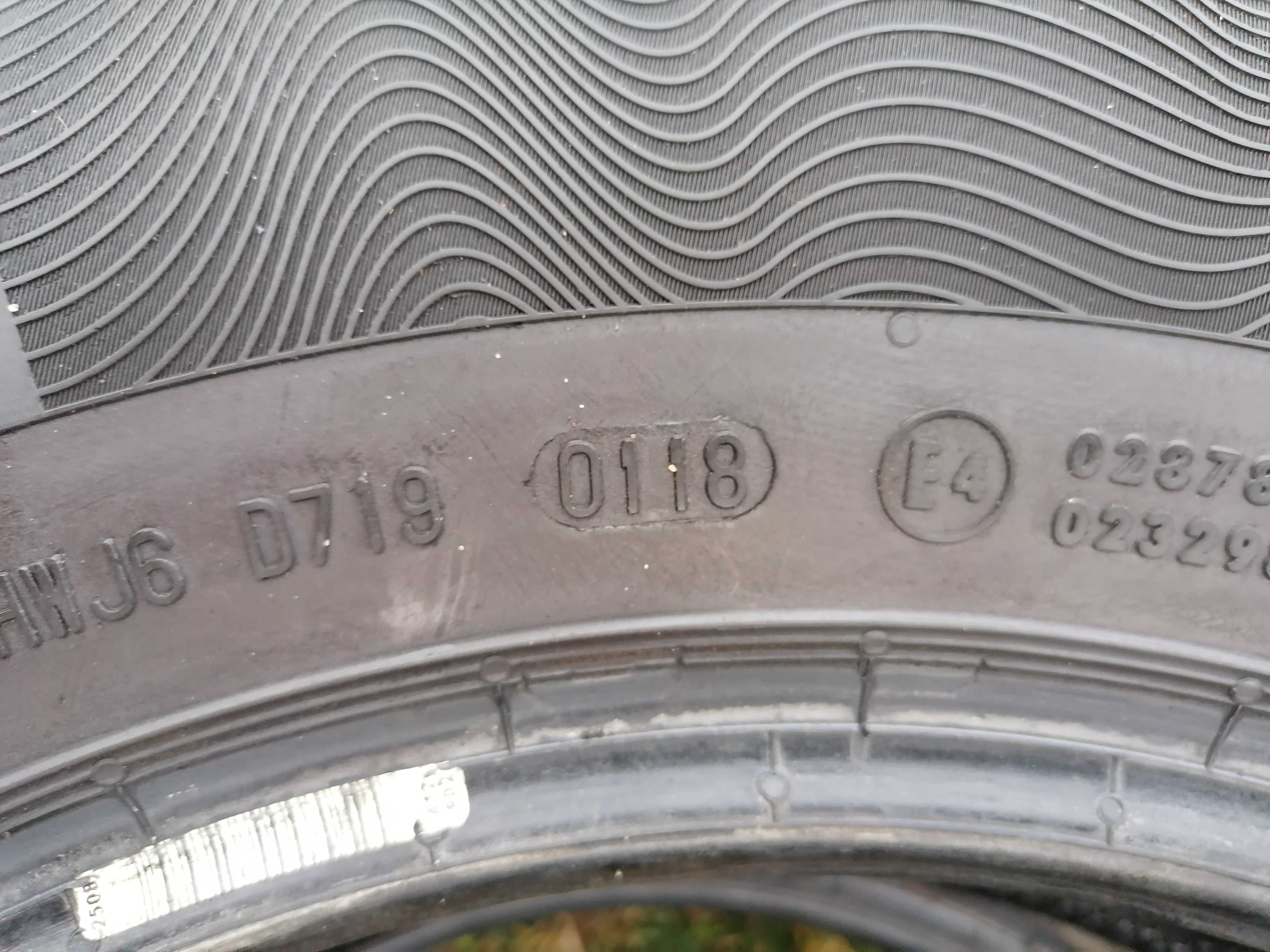 Nr. 895 185/70r14 Continental 5 komplet