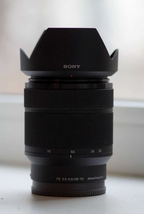 Sony FE 28-70mm f/3.5-5.6 OSS