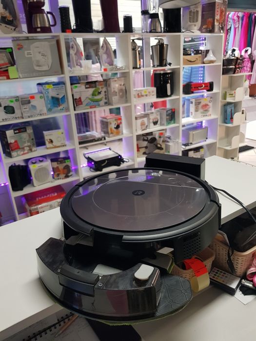 Robot sprzątający  iRobot Roomba Combo Essential.