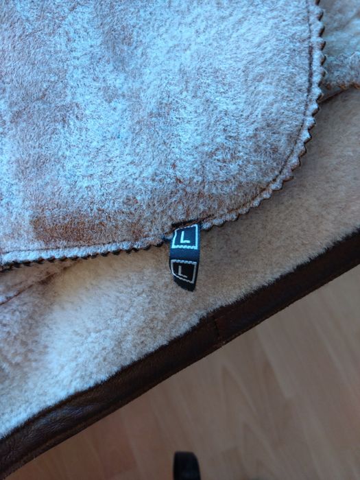 Kożuszek męski , kupiony nowy na giełdzie pod Łodzią