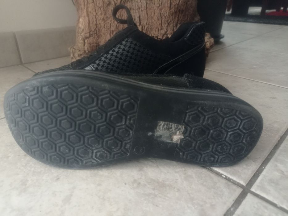 Vendo sapatilhas numero 4 0