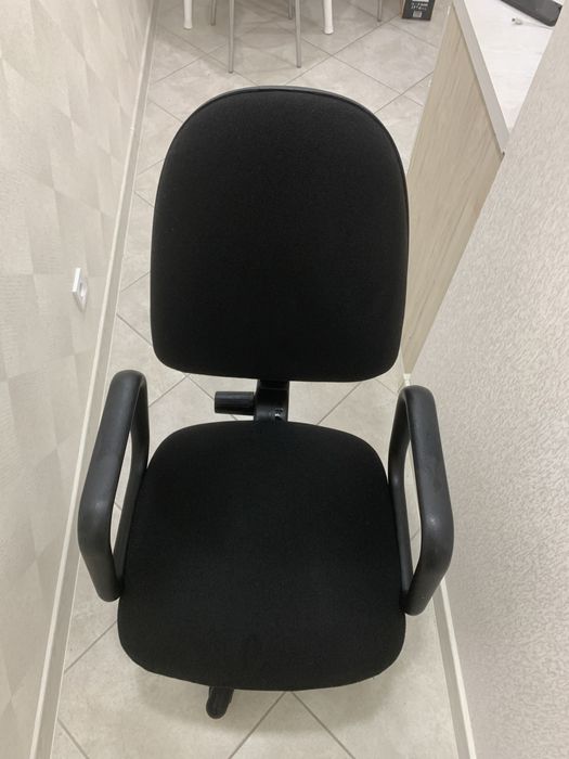 Офісний стул офісне кресло