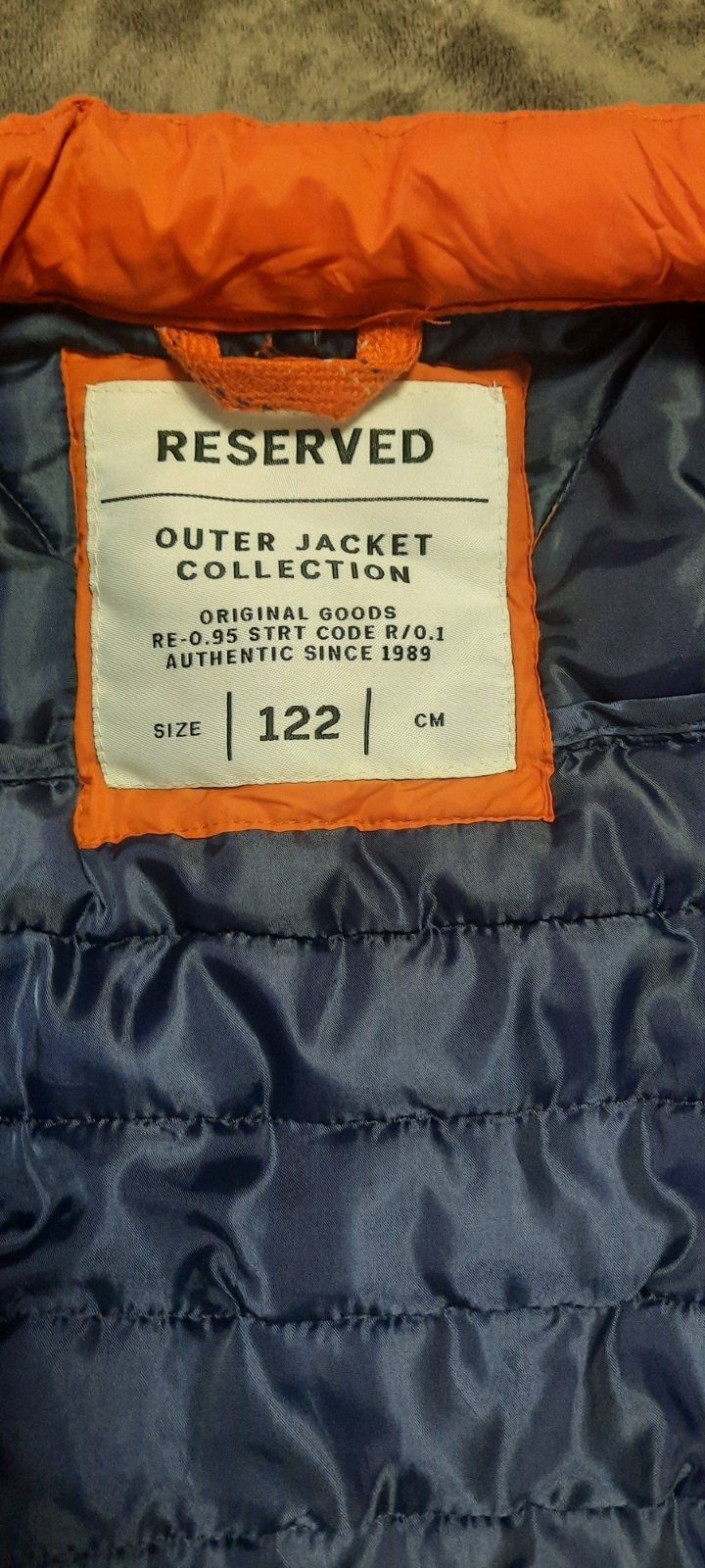 Куртка весенняя reserved 122, но маломерит на 110-116