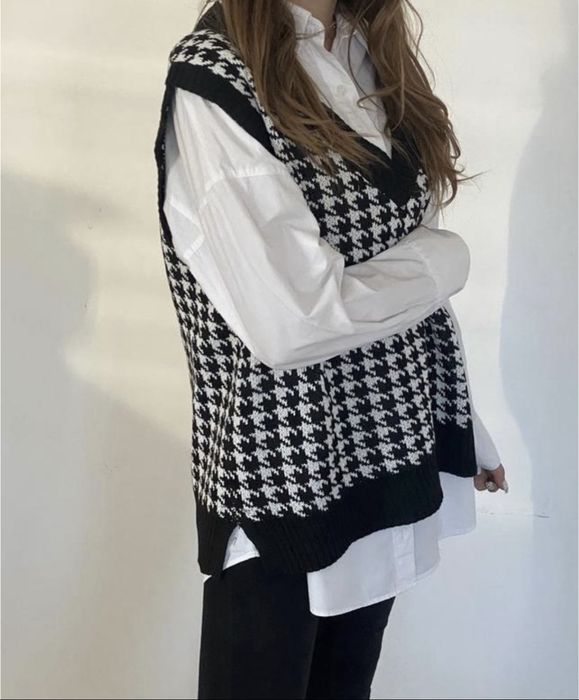 Вʼязана жилетка, розмір oversize