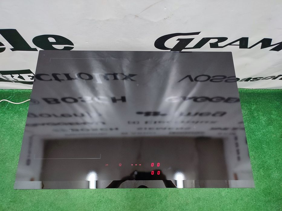 Вбудована індукційна поверхня Point 80 см Італія 2023 рік