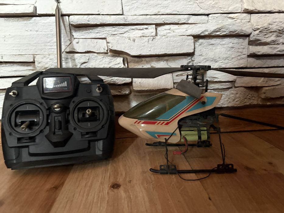 Helikopter RC – uszkodzony, na części lub do naprawy