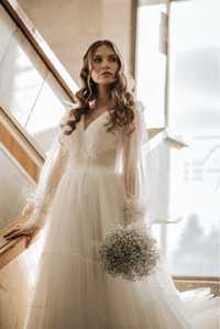 Весільне плаття 
Весільна сукня