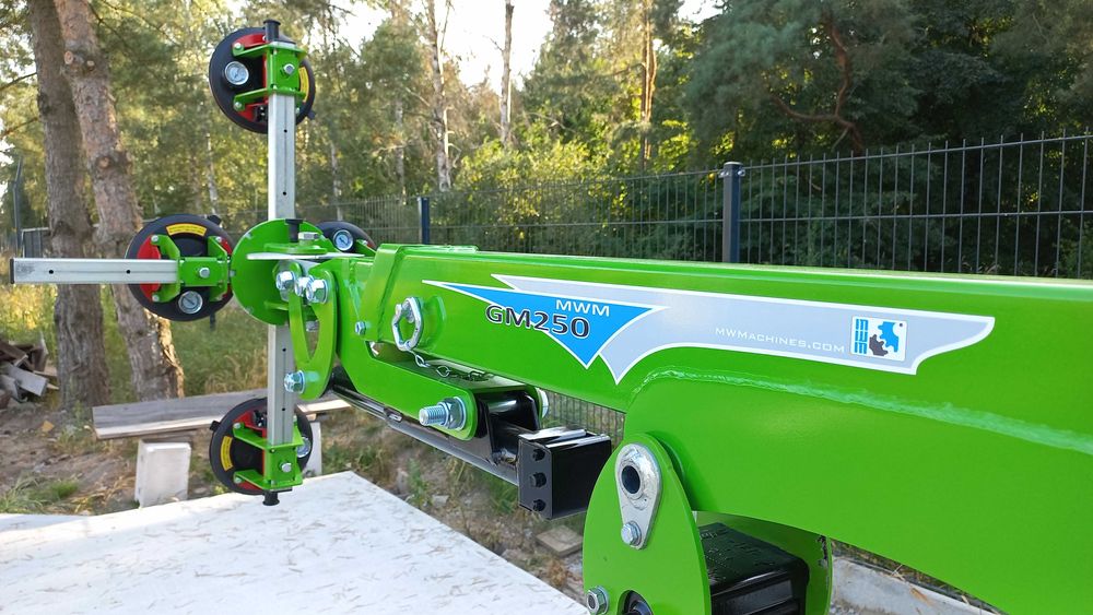 Manipulator do szkła okien robot MWM GM250 mini żuraw dźwig ssawka