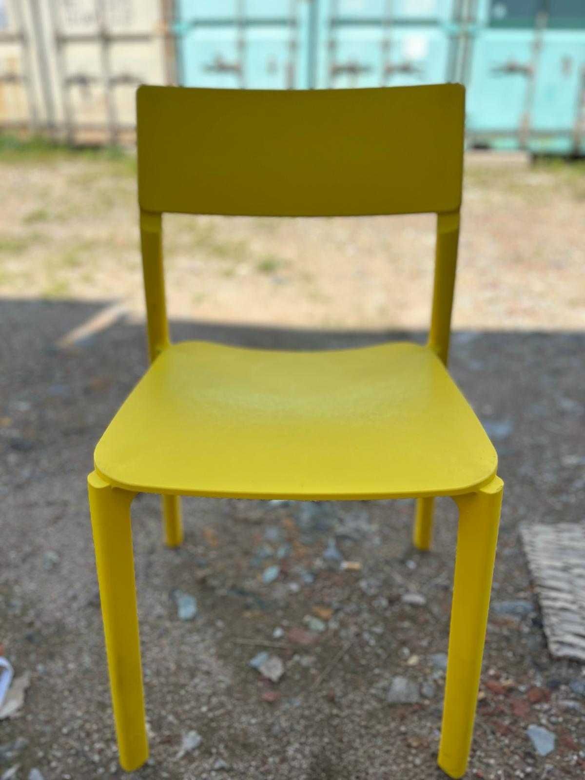 Krzesła żółte IKEA