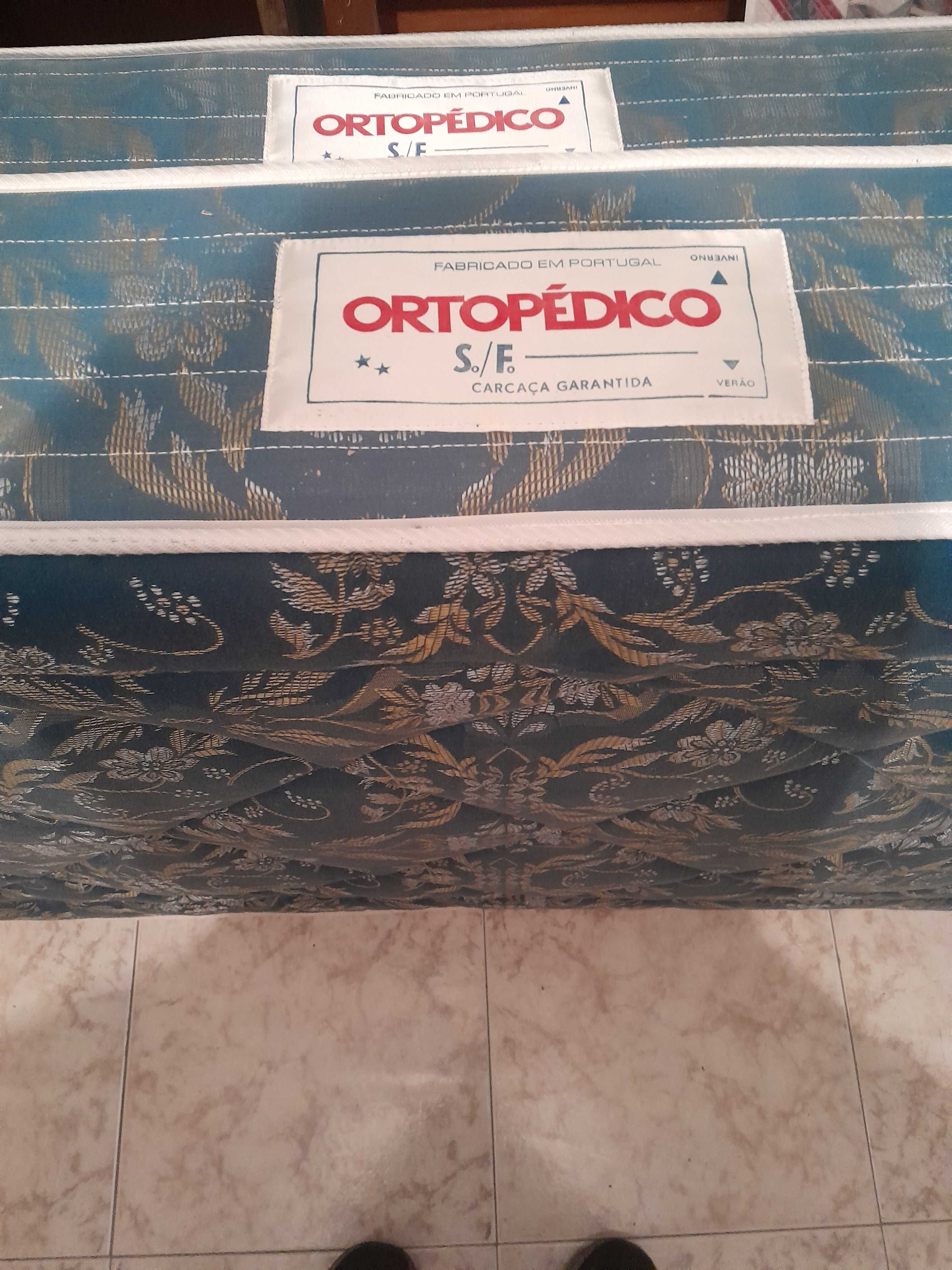 Vendo 2 colchões cama solteiro